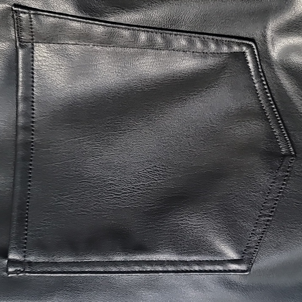 7 For All Mankind Faux Leather Straight Leg Pants, Size 31, Color Black - Picture 8 of 12